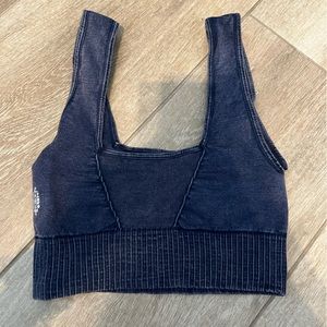 Free People Good Karma Square Neck Bra
Size xs/s